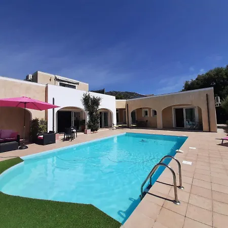 فندق مبيت وإفطار Cyrnea - Adults Only