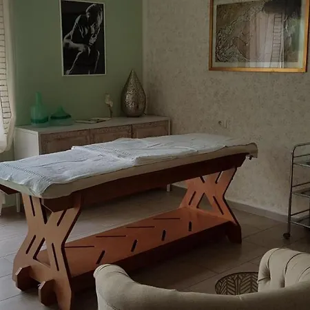 فندق مبيت وإفطار Cyrnea - Adults Only