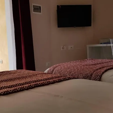 Cyrnea - Adults Only Bed & Breakfast *