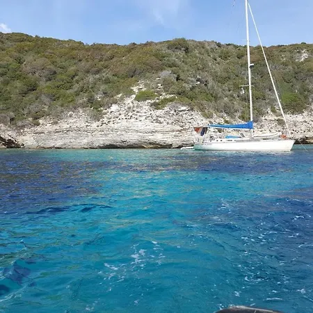 Cyrnea - Adults Only Bed & Breakfast *