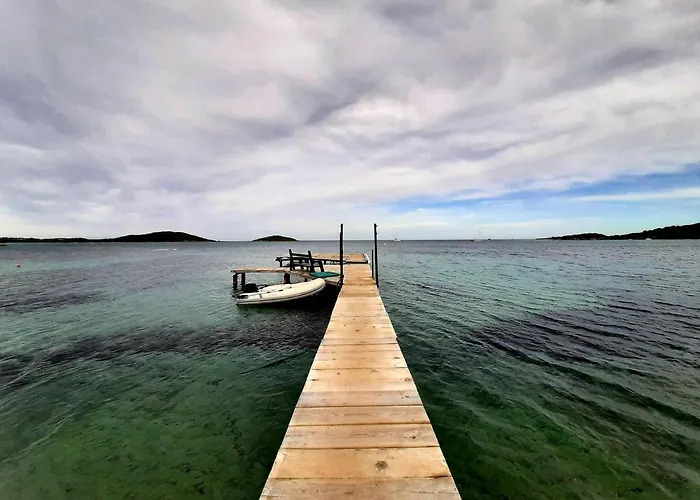 Frühstückspension Cyrnea - Adults Only