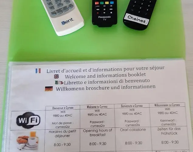 Cyrnea - Adults Only Frühstückspension