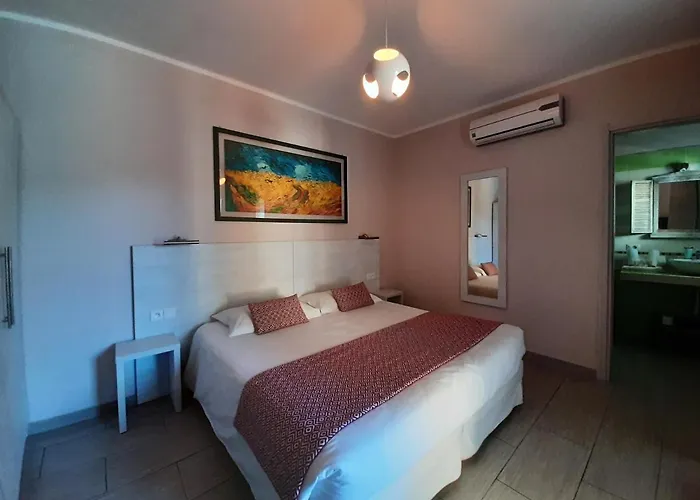 Cyrnea - Adults Only *