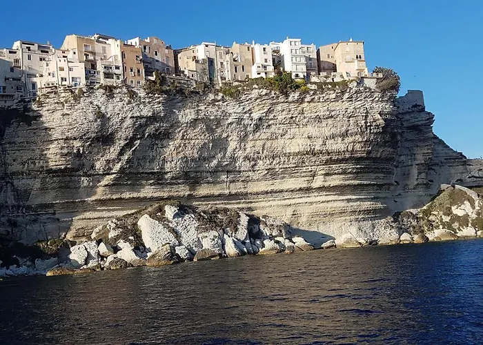 Cyrnea - Adults Only Frühstückspension